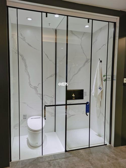 莱傅顿淋浴房质量与耐用性如何？-第3张图片-索能光电网