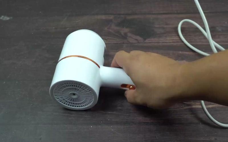 吹风机不通电了怎么办?-第3张图片-索能光电网 吹风机不通电了怎么办?-第3张图片-索能光电网