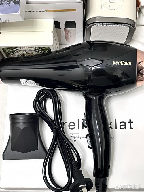 吹风机不通电了怎么办?-第2张图片-索能光电网 吹风机不通电了怎么办?-第2张图片-索能光电网