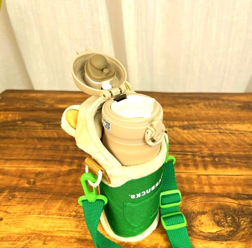 绿色保温杯配什么杯套？-第1张图片-索能光电网