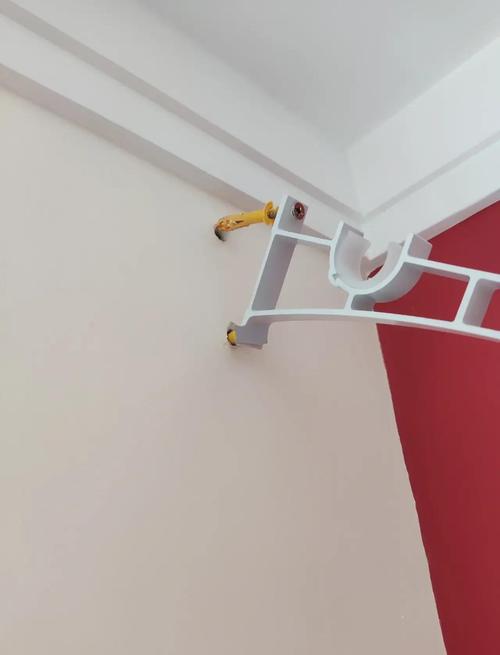 窗帘杆何时安装最合适?-第2张图片-索能光电网 窗帘杆何时安装最合适?-第2张图片-索能光电网