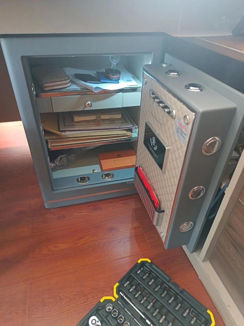 保险箱维修费用一般是多少？-第1张图片-索能光电网