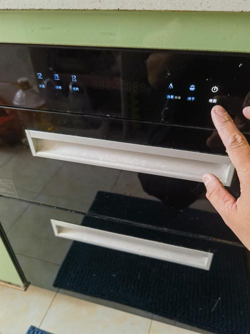 消毒柜按键坏了，自己能修吗？-第1张图片-索能光电网