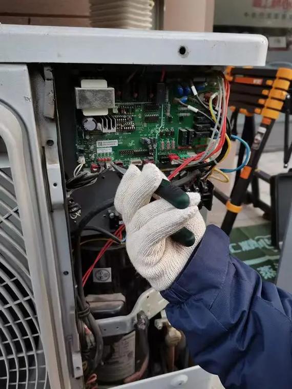 海淀区空调维修公司电话是多少？-第3张图片-索能光电网