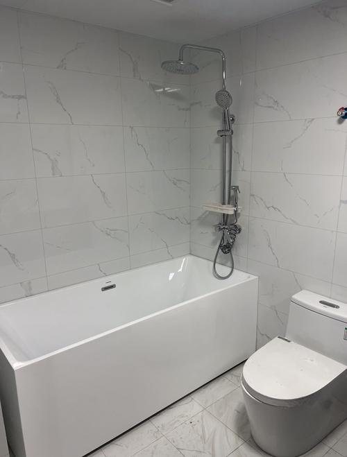 浴缸安装工钱到底多少？-第2张图片-索能光电网