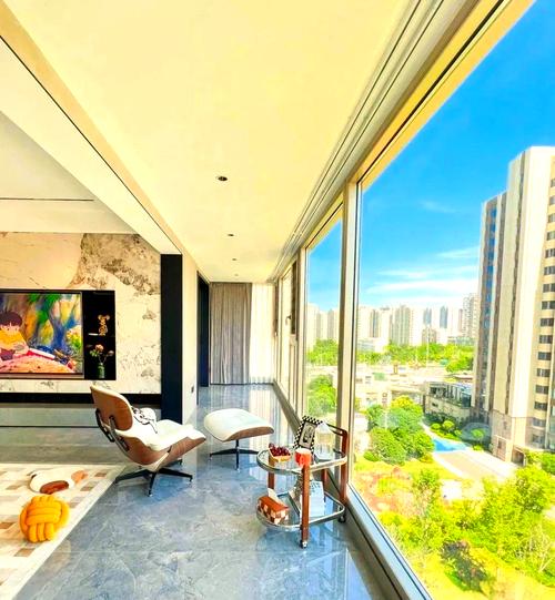 楼房为何禁用落地窗？-第1张图片-索能光电网