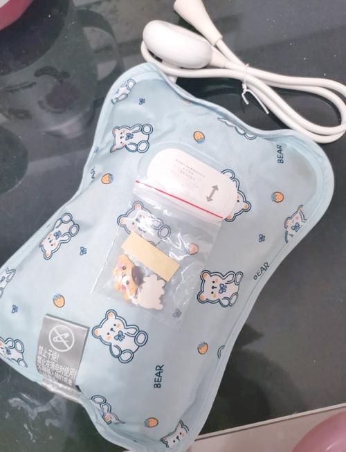 热水袋该装多少水才安全?-第1张图片-索能光电网 热水袋该装多少水才安全?-第1张图片-索能光电网