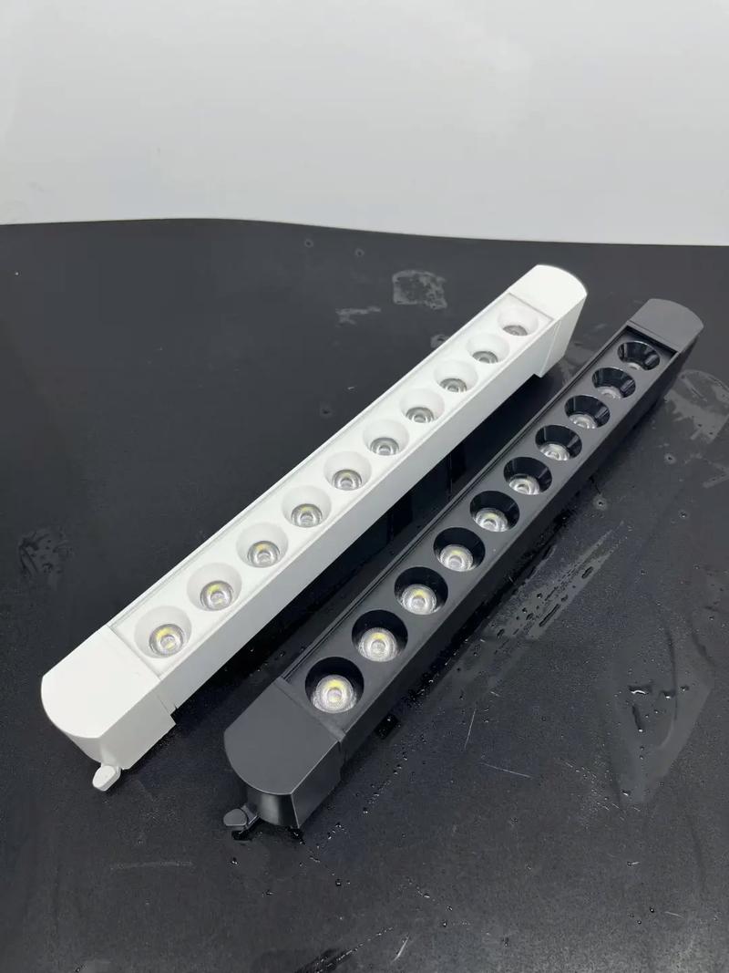 灯具格栅有何用？结构与作用解析-第3张图片-索能光电网