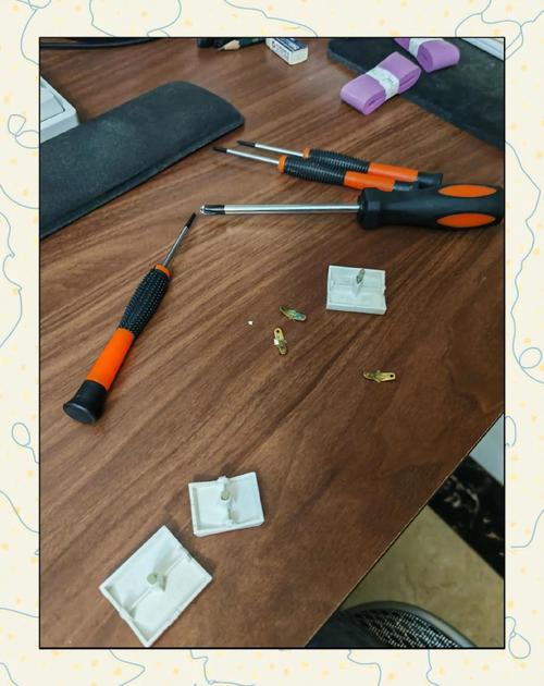 集成浴霸面板如何扣装上去？-第3张图片-索能光电网