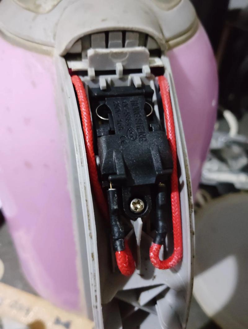 电热水壶灯坏了怎么接?灯线怎么接才对?-第3张图片-索能光电网 电热水壶灯坏了怎么接?灯线怎么接才对?-第3张图片-索能光电网