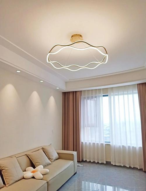 客厅灯选什么灯源最合适？-第3张图片-索能光电网