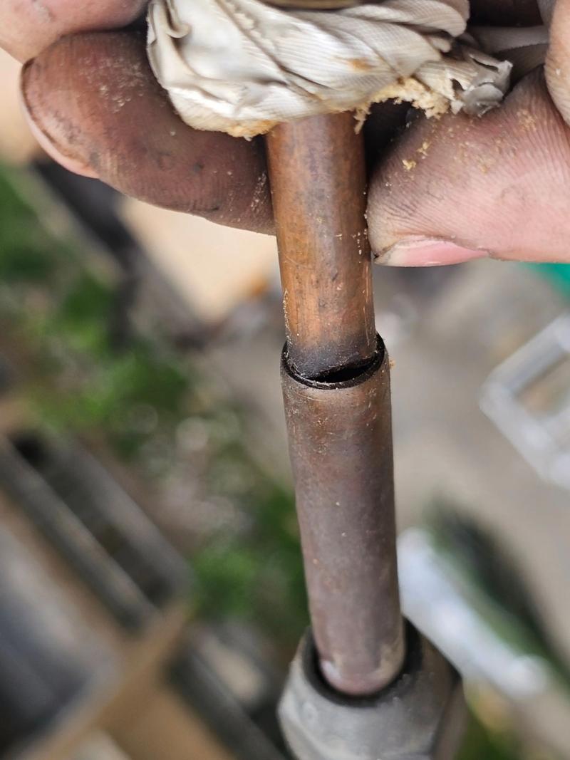 空调内机管漏氟自己能修吗?-第1张图片-索能光电网 空调内机管漏氟自己能修吗?-第1张图片-索能光电网