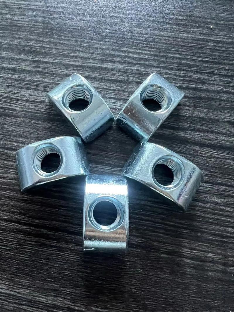 台球桌用什么螺丝固定？-第1张图片-索能光电网