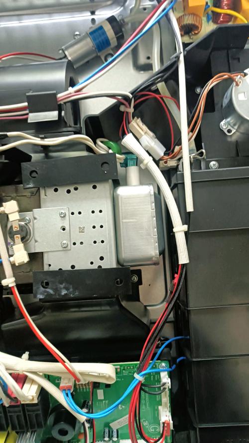 美的微波炉售后电话是多少？-第2张图片-索能光电网