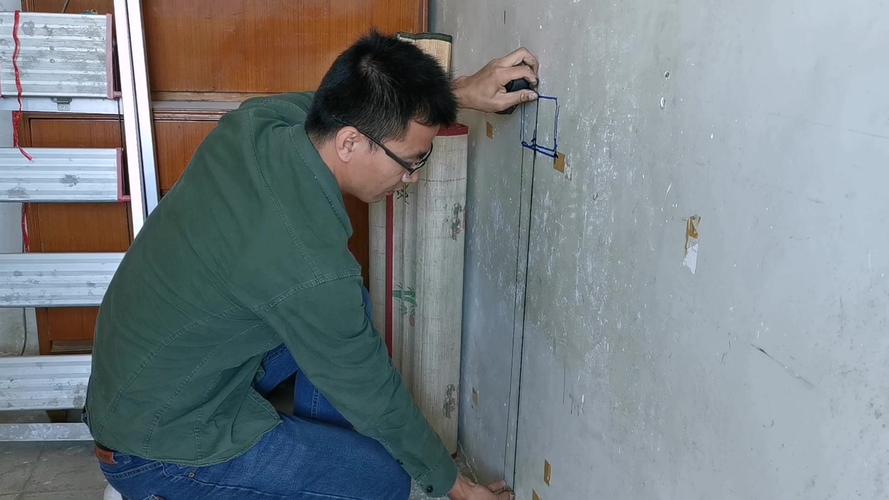 家具安装弹线，用什么工具最精准？-第2张图片-索能光电网