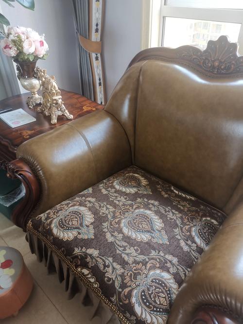 深棕沙发垫选什么颜色最搭？-第3张图片-索能光电网