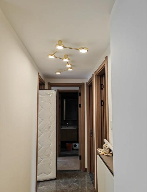 走廊选什么灯耐用不易坏?-第3张图片-索能光电网 走廊选什么灯耐用不易坏?-第3张图片-索能光电网