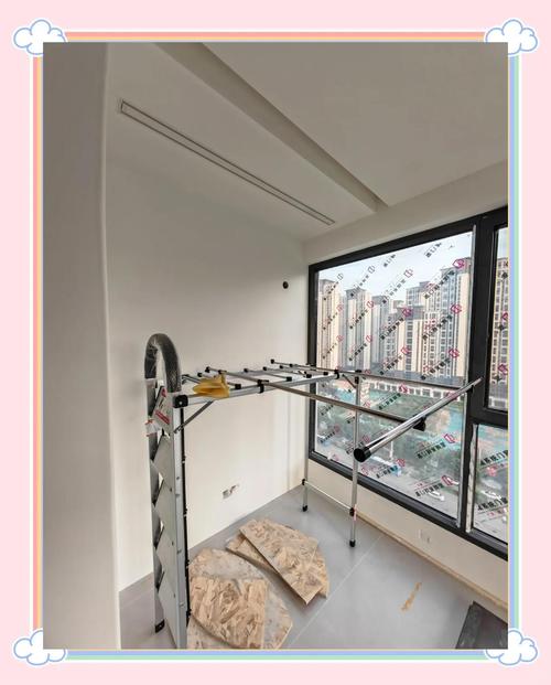 露台阳光房晾衣，怎么兼顾美观与实用？-第3张图片-索能光电网