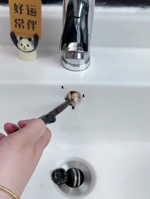 洗脸盆多余孔怎么堵才美观牢固？-第2张图片-索能光电网