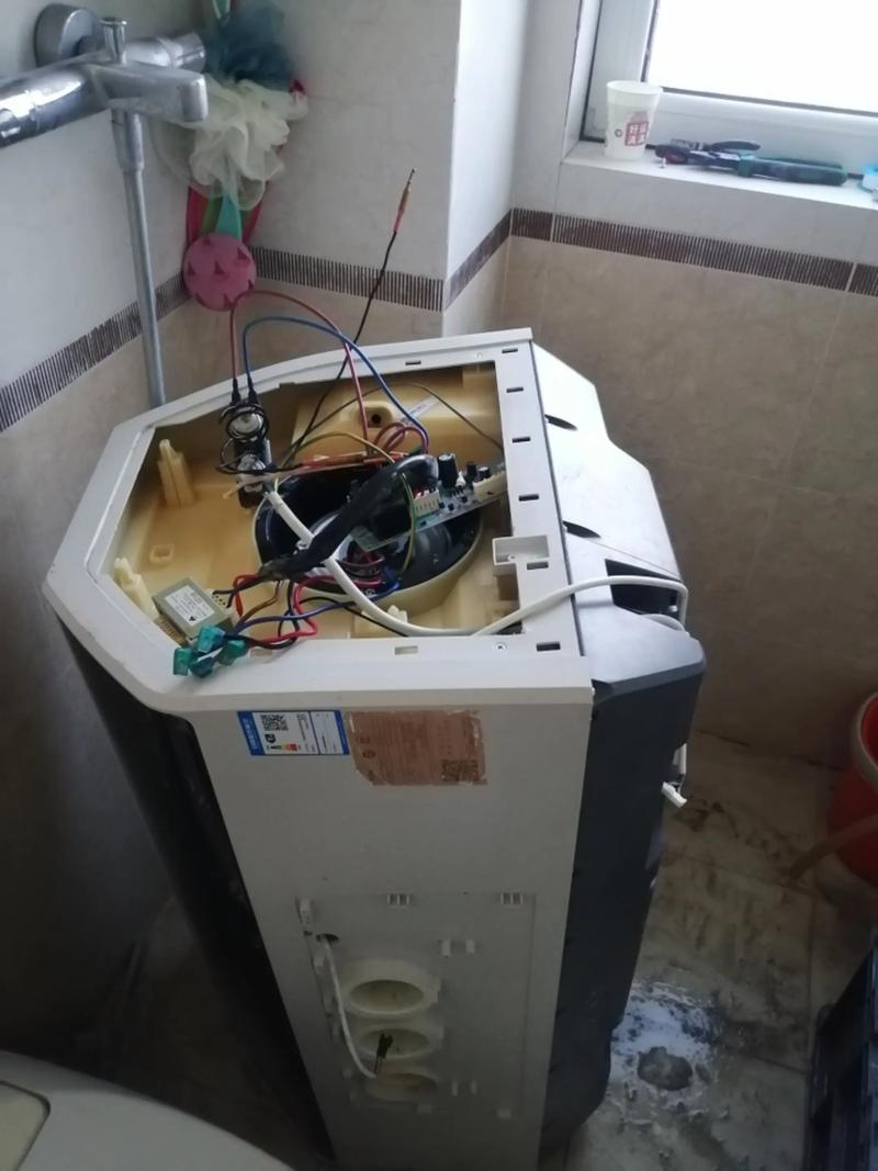 海尔热水器除锈电话是多少？-第2张图片-索能光电网