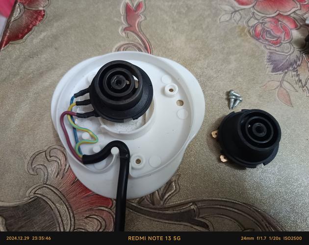 半球热水壶温控器更换步骤是什么？-第2张图片-索能光电网