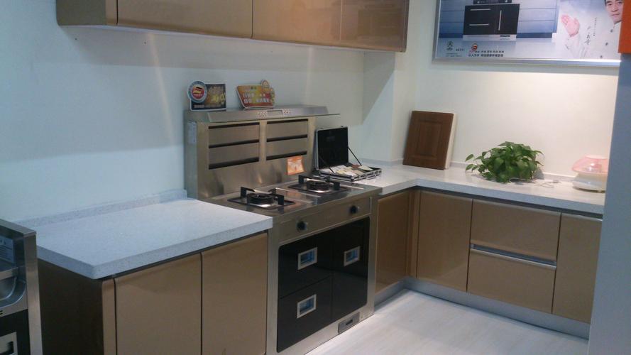 普尔集成灶咨询电话是多少？-第3张图片-索能光电网