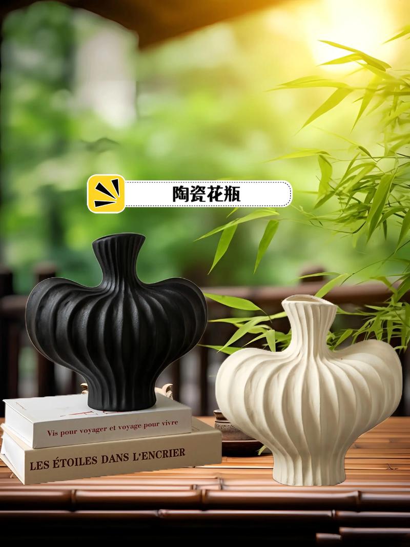 陶瓷花瓶适合养什么？-第2张图片-索能光电网