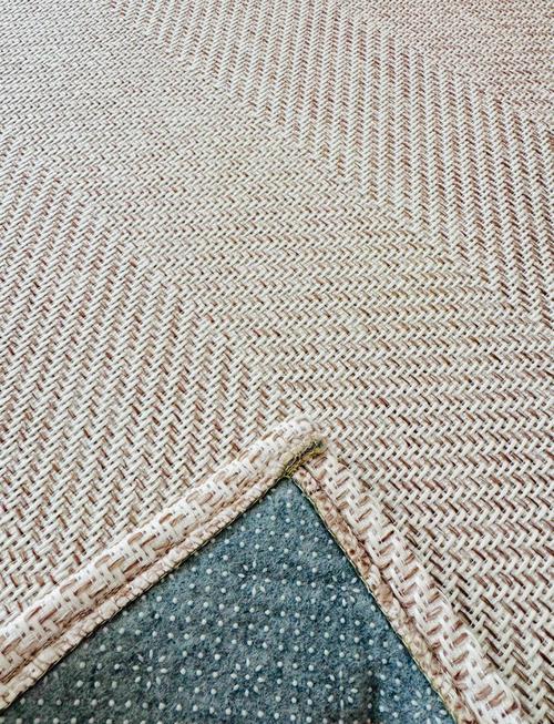 地毯铺好了不给钱怎么办？-第2张图片-索能光电网