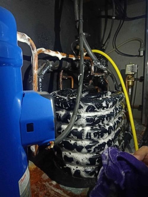 成都金牛空调开孔电话是多少？-第1张图片-索能光电网