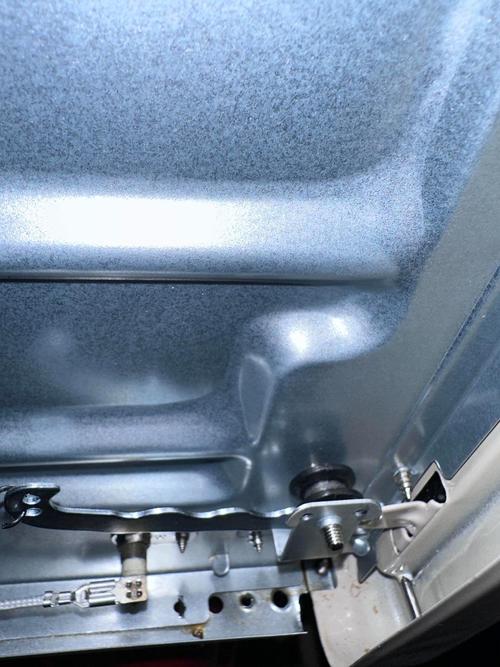 保险柜门弹簧怎么装？步骤方法是什么？-第2张图片-索能光电网