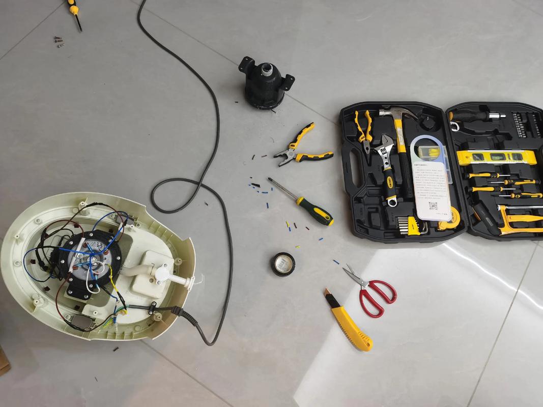 挂烫机坏了怎么自己修？-第3张图片-索能光电网