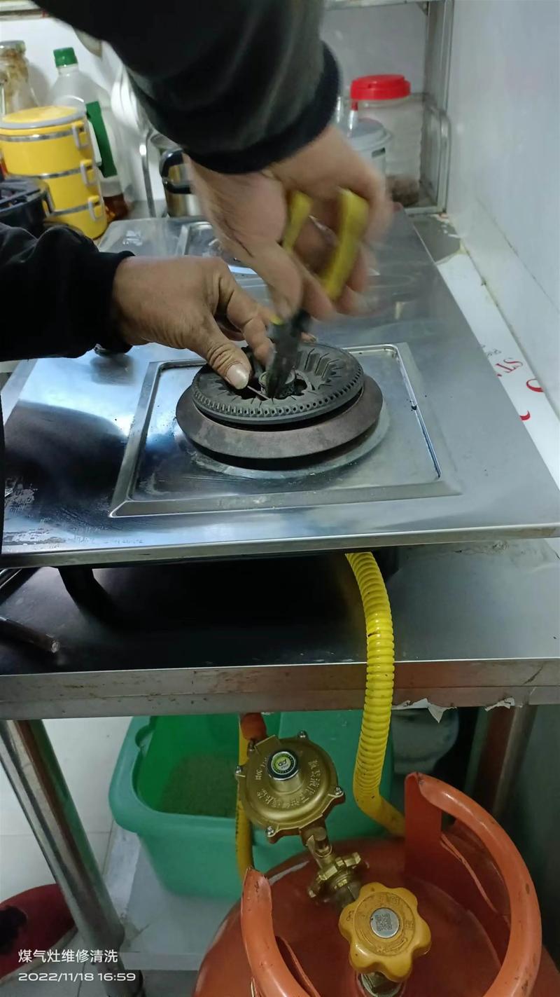 魏县修热水器电话是多少?-第3张图片-索能光电网 魏县修热水器电话是多少?-第3张图片-索能光电网