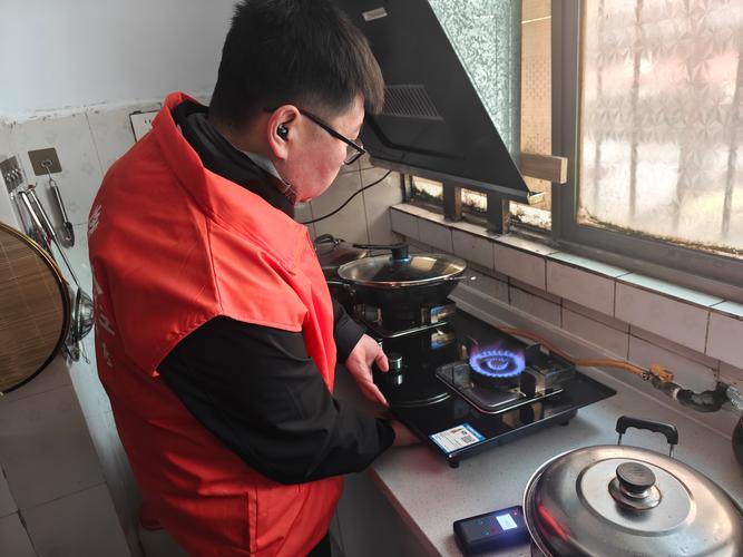 池州修燃气灶电话多少?-第1张图片-索能光电网 池州修燃气灶电话多少?-第1张图片-索能光电网