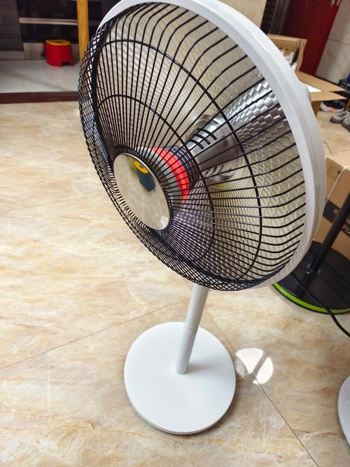 美的取暖器盖子怎么打开？-第3张图片-索能光电网