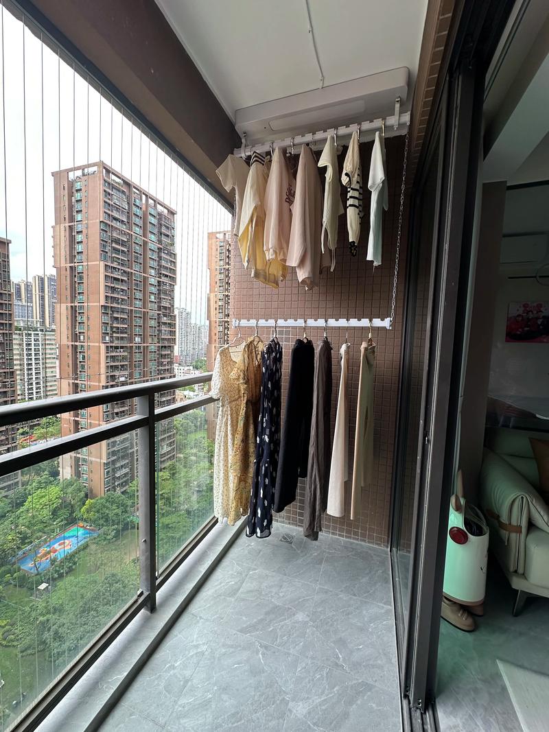 阳台晾衣架怎么选?关键看这几点!-第3张图片-索能光电网 阳台晾衣架怎么选?关键看这几点!-第3张图片-索能光电网