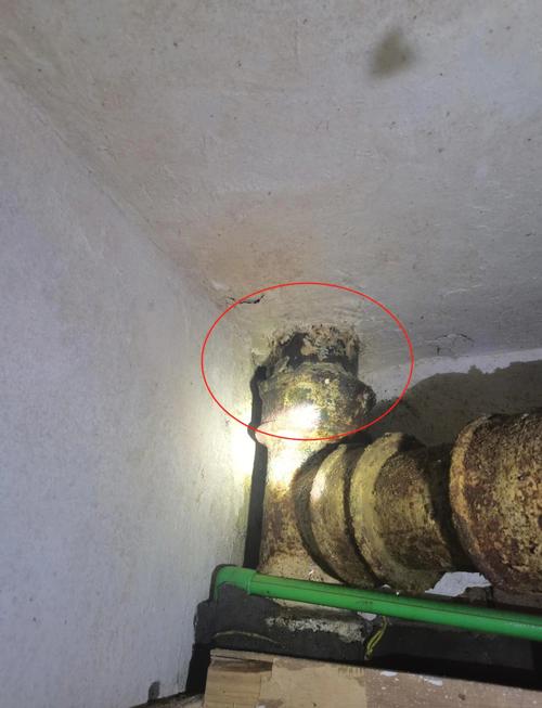 浴缸底部管道漏水怎么自己修?-第2张图片-索能光电网 浴缸底部管道漏水怎么自己修?-第2张图片-索能光电网