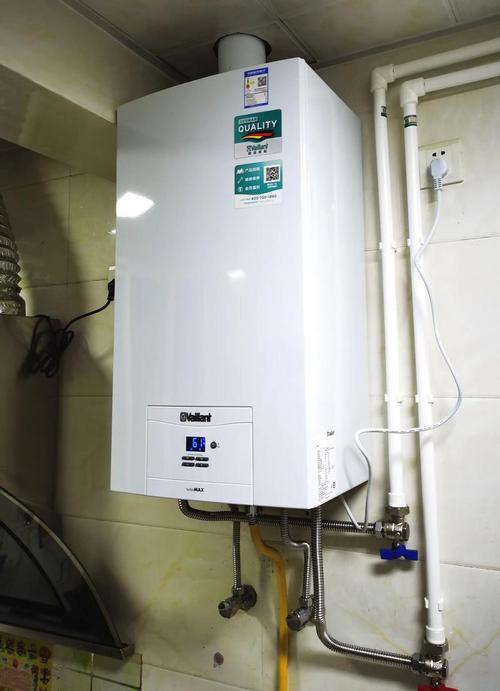 博士热水器西安电话是多少？-第1张图片-索能光电网