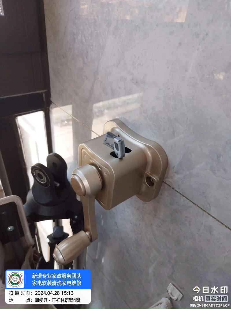 好太太晾衣架手摇器拆不了?2025年最新拆解指南来了!-第1张图片-索能光电网 好太太晾衣架手摇器拆不了?2025年最新拆解指南来了!-第1张图片-索能光电网