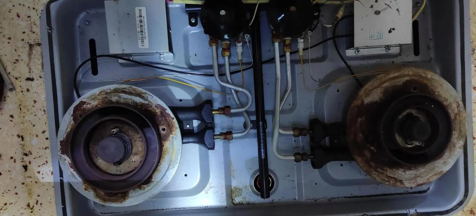 深圳燃气灶坏了？2025年最新报修电话是多少？-第3张图片-索能光电网