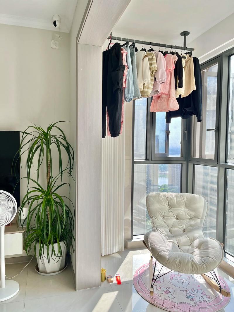 阳台超高晾衣架怎么装？2025年最新安装方案来了！-第3张图片-索能光电网