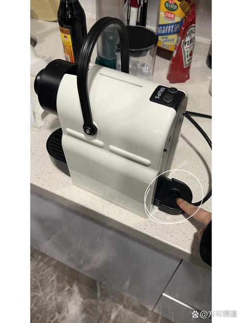 咖啡机不出水?3分钟快速排出堵塞!-第1张图片-索能光电网 咖啡机不出水?3分钟快速排出堵塞!-第1张图片-索能光电网