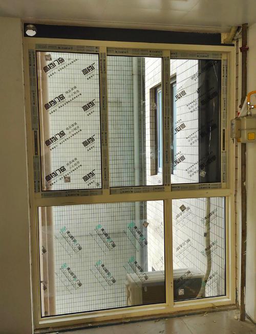 2025三开窗扇推拉窗安装步骤详解？-第1张图片-索能光电网