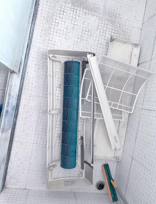 空调外壳碎了能修吗？2025年最新处理方案来了！-第3张图片-索能光电网