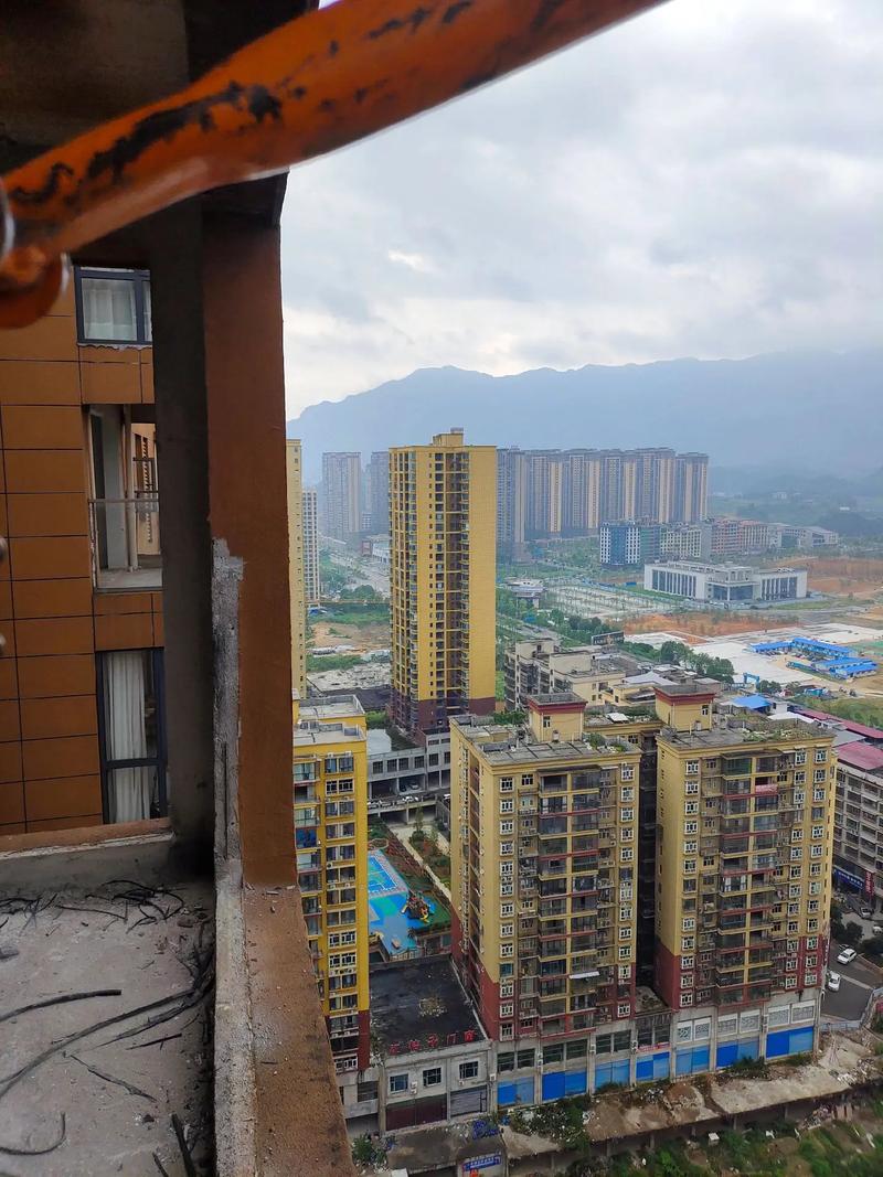 阳台升降器坏了，自己能修吗？2025年最新方法来了！-第3张图片-索能光电网