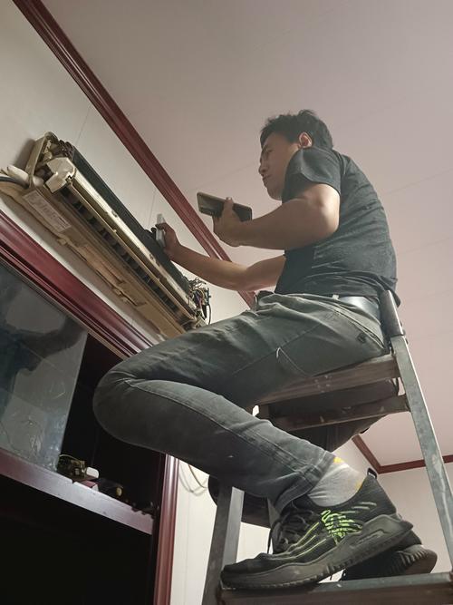 师傅刚加完氟，怎么当场证明加到位了？-第3张图片-索能光电网