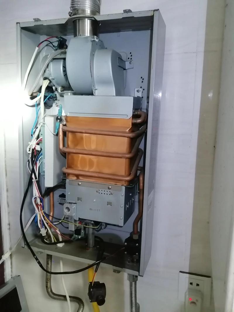 煤气热水器坏了找哪个电话修？-第1张图片-索能光电网