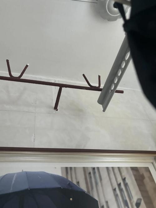 晾衣杆怎么卸？工具步骤有哪些？-第2张图片-索能光电网