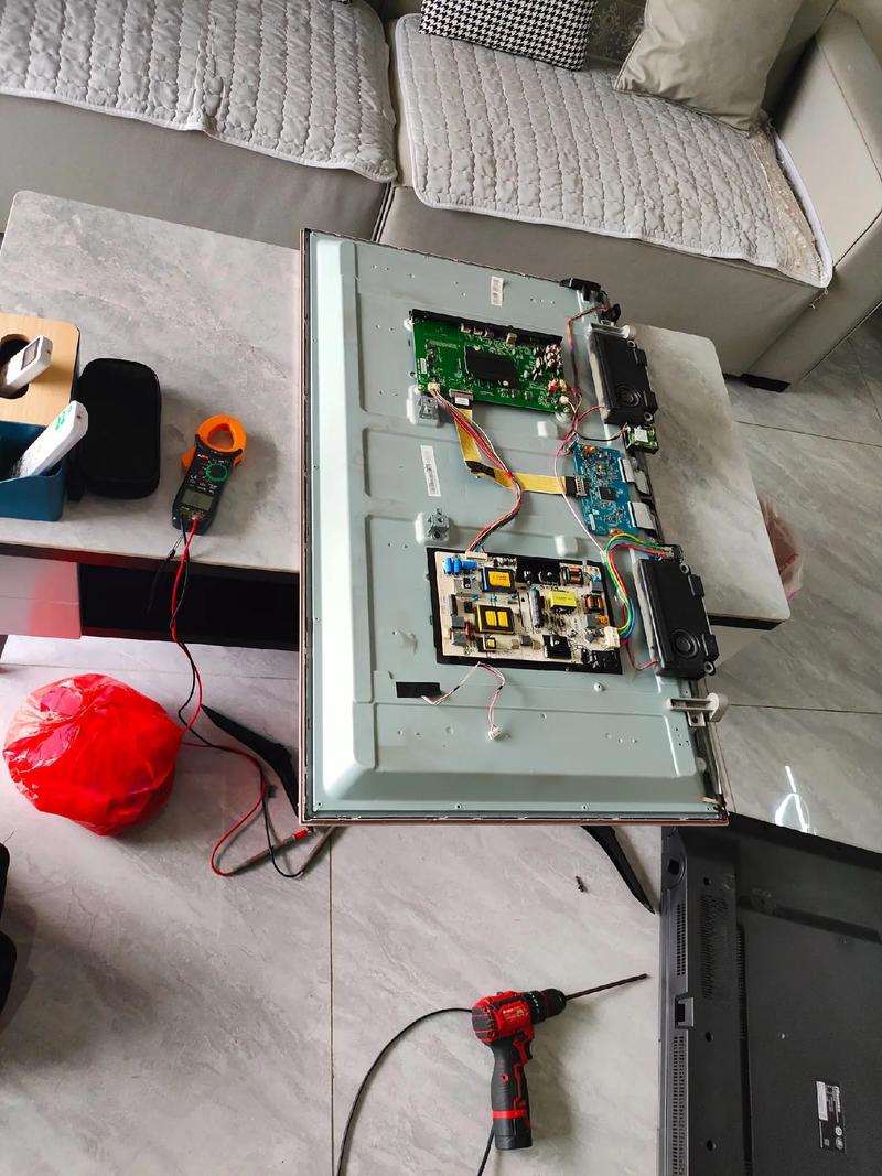 电视机坏了该找谁修？-第2张图片-索能光电网