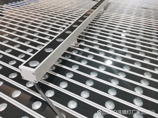 广东LED灯具厂家哪家好?-第2张图片-索能光电网 广东LED灯具厂家哪家好?-第2张图片-索能光电网