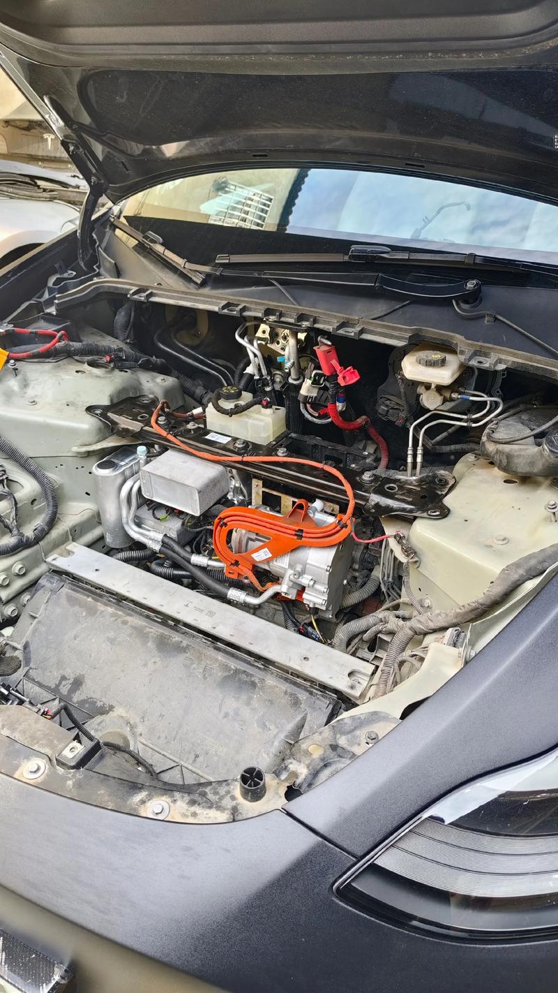 空调修了咋又出新毛病？-第1张图片-索能光电网